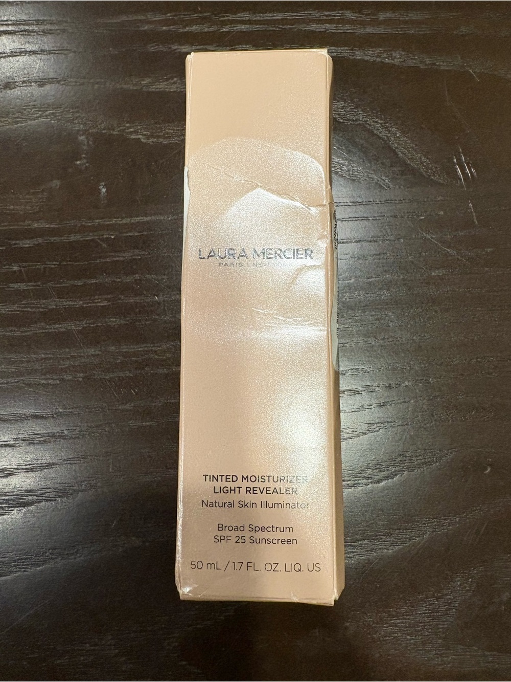 Laura Mercier Tinted Moisturizer Light Revealer Skin Illuminator 2n1 nude